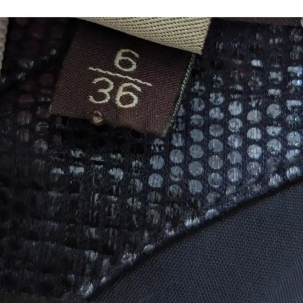 Talbot Runhof Rosin Metallic Navy Draped Gown V-Neck Cape Sleeve 6 36 Preowned - Picture 12 of 14